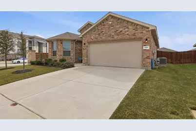 501 Frenchpark Drive, Fort Worth, TX 76052 - Photo 2