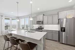 501 Frenchpark Dr, Fort Worth, TX 76052 - Photo 8