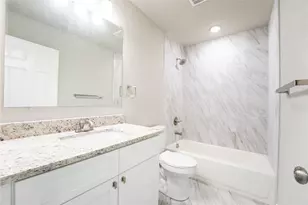 1020 Springview Ln, Mabank, TX 75147 - Photo 12