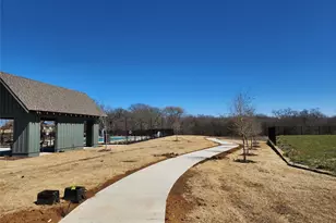 13137 Zion Dr, Aubrey, TX 76227 - Photo 38