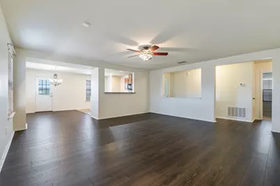 3917 Mantis Street, Fort Worth, TX 76106 - Photo 6