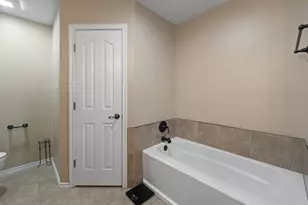 529 McKittrick Ct, Godley, TX 76044 - Photo 14