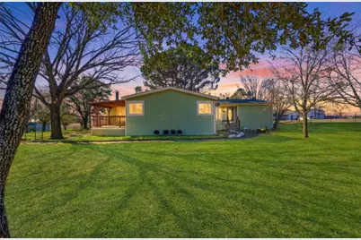 1050 Stadium Drive, Joshua, TX 76058 - Photo 40