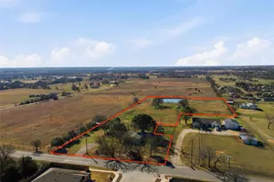 1050 Stadium Dr, Joshua, TX 76058 - Photo 2