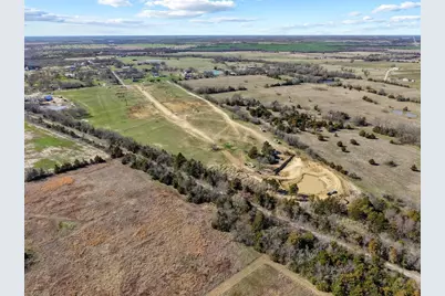 327 Roundtree Circle, Wolfe City, TX 75496 - Photo 10