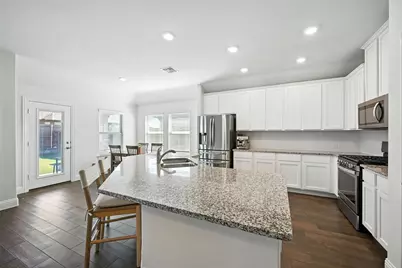 10704 Klondike Lane, Aubrey, TX 76227 - Photo 12