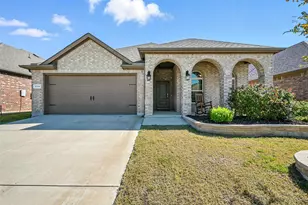 10704 Klondike Ln, Aubrey, TX 76227 - Photo 32