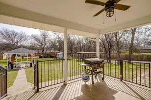 306 Valley Trail Dr, Weatherford, TX 76087 - Photo 26