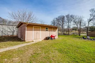 306 Valley Trail Dr, Weatherford, TX 76087 - Photo 28