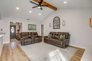 306 Valley Trail Dr, Weatherford, TX 76087 - Photo 10