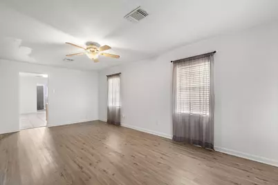 201 W Belknap Street, Seymour, TX 76380 - Photo 6