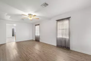 201 W Belknap St, Seymour, TX 76380 - Photo 6