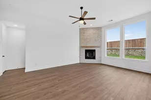 1612 Sidecar St, Fort Worth, TX 76052 - Photo 10