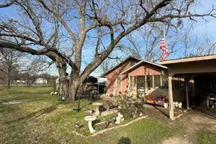 710 Whitney St, Morgan, TX 76671 - Photo 4