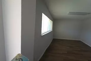 2417 Coulee St, Irving, TX 75062 - Photo 8