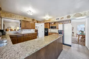 2929 Marsann Ln, Dallas, TX 75234 - Photo 14