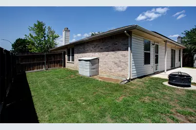 5617 Wiltshire Drive, Fort Worth, TX 76135 - Photo 38