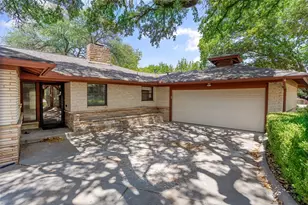 4224 Westmont Ct, Fort Worth, TX 76109 - Photo 6