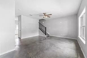 932 W Shirley St, Stephenville, TX 76401 - Photo 4