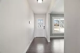 117 Oakwood Dr, Keene, TX 76059 - Photo 4