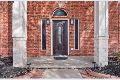 7006 Barton Creek Drive, Rowlett, TX 75089 - Photo 4