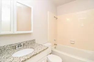 5706 Guildwood Dr, Arlington, TX 76017 - Photo 14