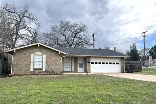 2010 Kyle Dr, Paris, TX 75460 - Photo 1