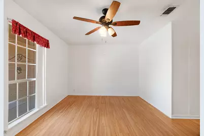 2010 Kyle Drive, Paris, TX 75460 - Photo 2