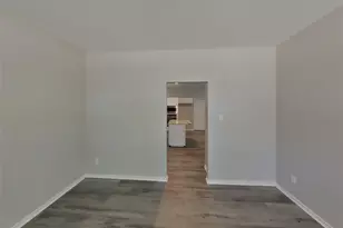 8401 Manchester Dr, Rowlett, TX 75089 - Photo 4