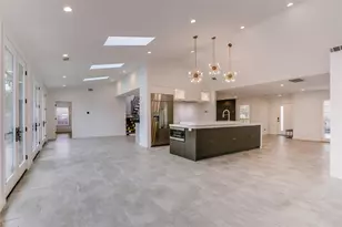 2045 Marydale Dr, Dallas, TX 75208 - Photo 24