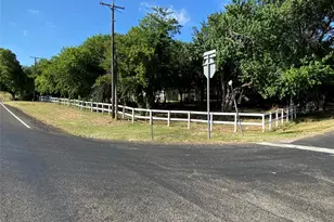 4201 N Interstate Hwy 45, Ennis, TX 75119 - Photo 20