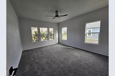 217 W Heard Street, Cleburne, TX 76033 - Photo 12