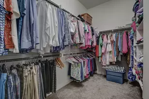 627 Bridgewater St, Euless, TX 76039 - Photo 20