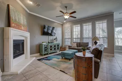 627 Bridgewater Street, Euless, TX 76039 - Photo 10