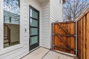 913 Bayonne St, Dallas, TX 75212 - Photo 4
