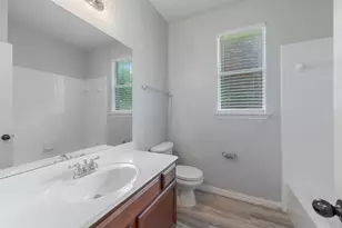 5541 Grenada Dr, Fort Worth, TX 76119 - Photo 32