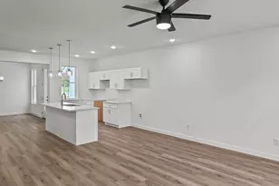 9620 Thorncrown Ln, Fort Worth, TX 76179 - Photo 4