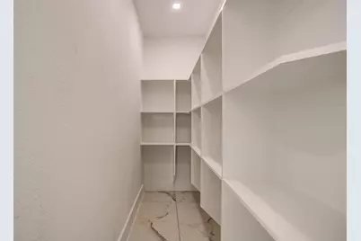 2512 Glen Garden Avenue, Forest Hill, TX 76119 - Photo 34