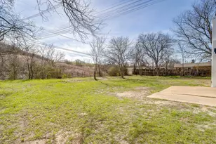 2512 Glen Garden Ave, Forest Hill, TX 76119 - Photo 36