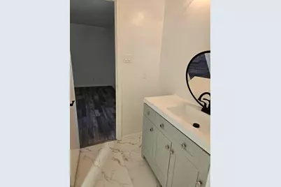 201 W Louella Drive, Hurst, TX 76054 - Photo 18