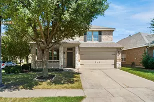 1401 Canary Dr, Little Elm, TX 75068 - Photo 2