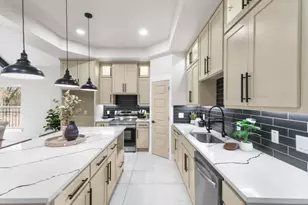 508 Luzon St, Tool, TX 75143 - Photo 1