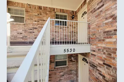 5530 Brookview Court, Sachse, TX 75048 - Photo 2