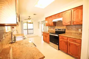 711 Dickey Dr, Euless, TX 76040 - Photo 8