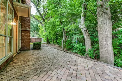 117 Stone Mountain Court, Garland, TX 75044 - Photo 38