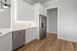 503 Limestone Cir, Mabank, TX 75147 - Photo 10