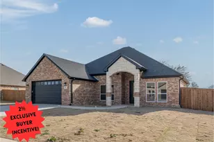 503 Limestone Cir, Mabank, TX 75147 - Photo 1