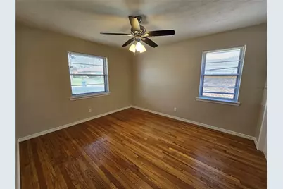 1016 Indian Creek Trail, Dallas, TX 75241 - Photo 14