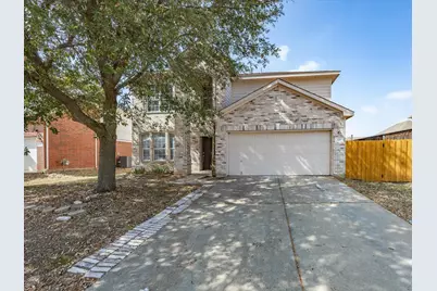 137 Heritage Drive, Crowley, TX 76036 - Photo 6