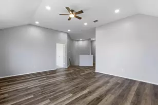 137 Heritage Dr, Crowley, TX 76036 - Photo 6